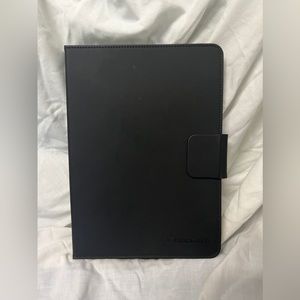 Blackweb iPad Case
